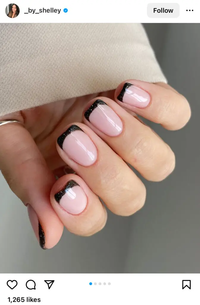 Black French Tip Natural Nails