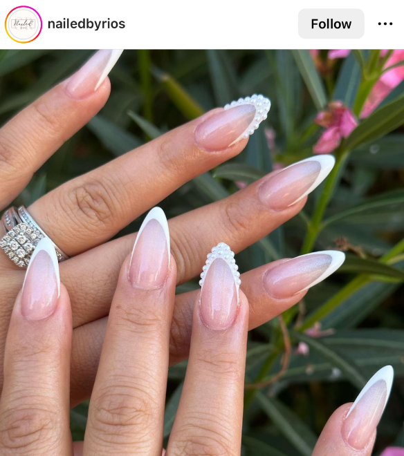 Pearls White Summer Nails