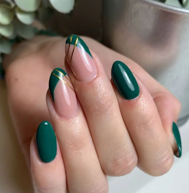 Dark Green Simple Nails Design