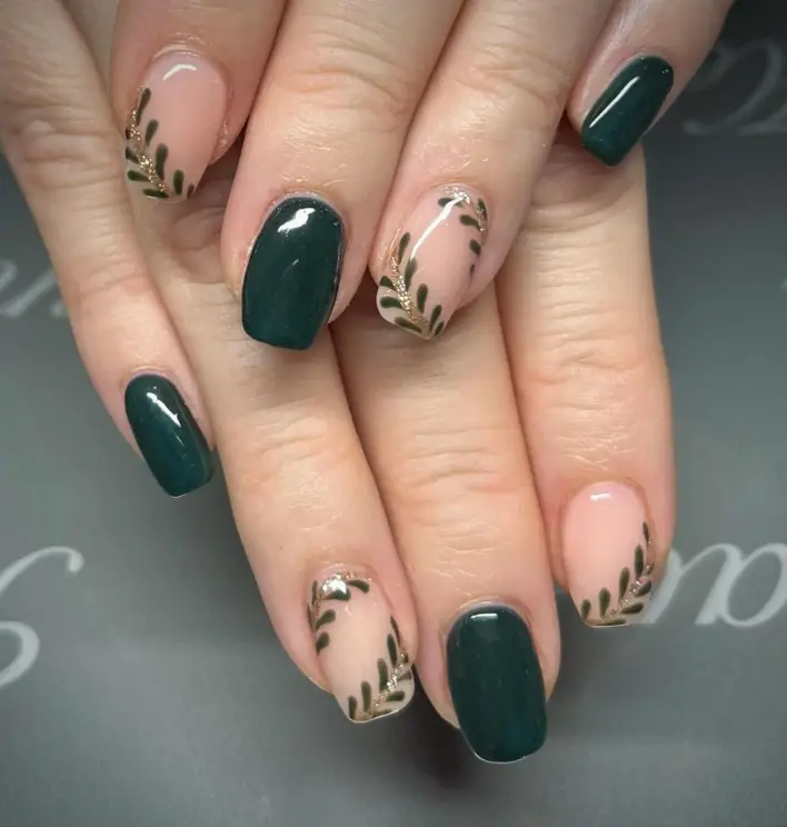 Green Leaf Nails Design
