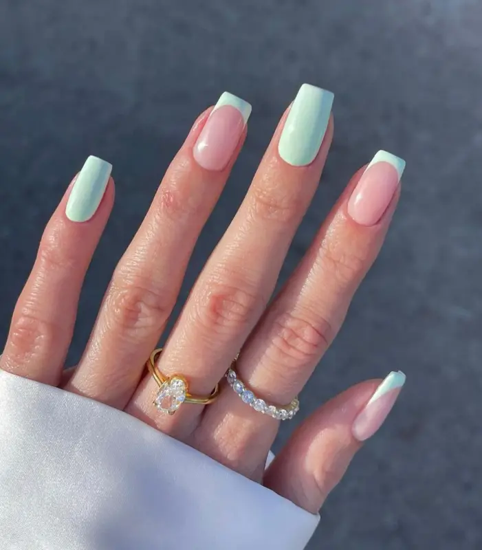 Pastel Simple Green Nails Design