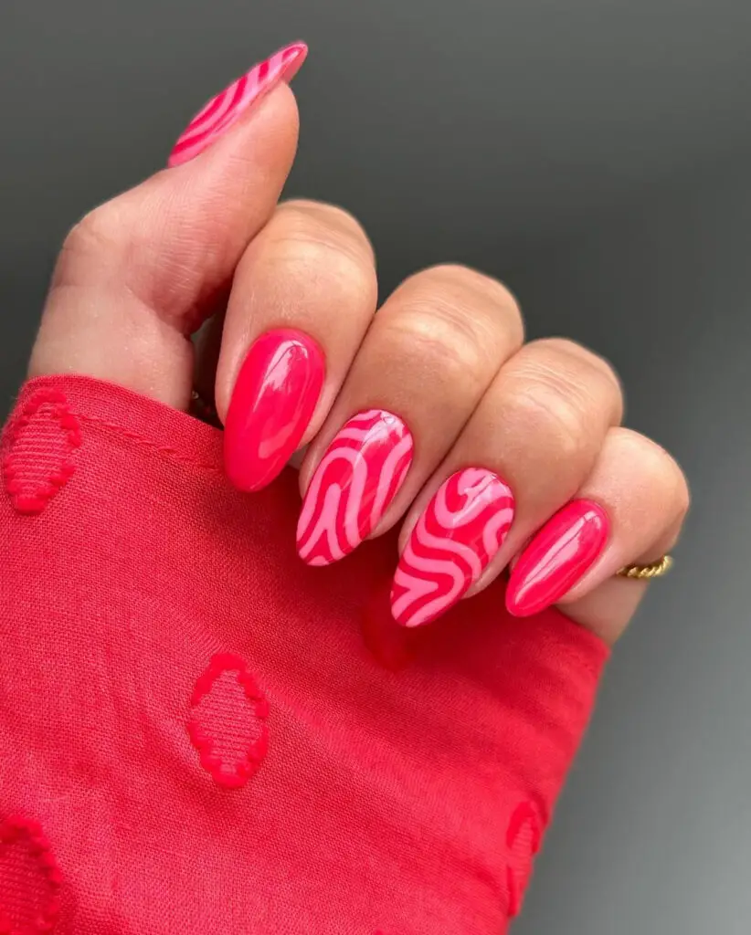 Wavy Red Nail Design For Summer 