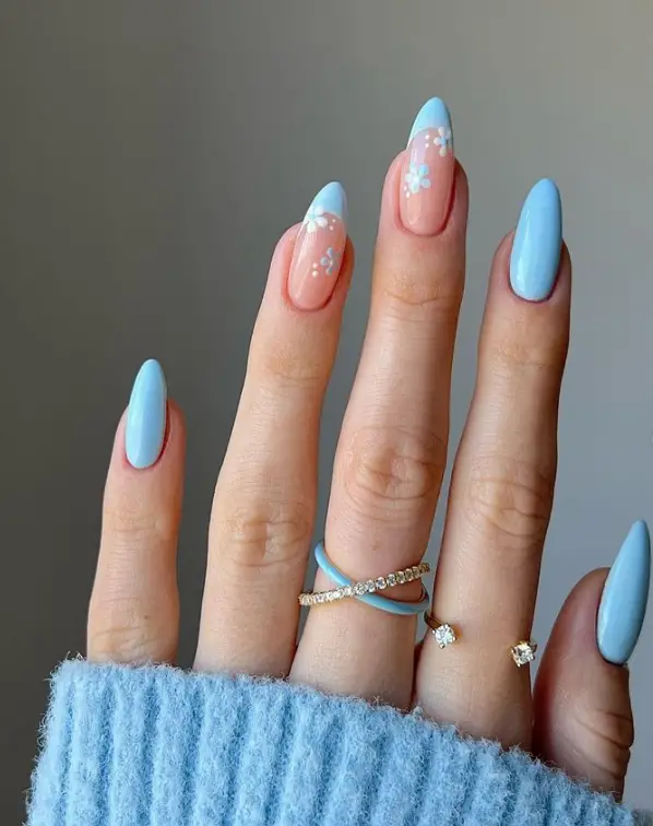 Baby Blue Nail Flowers For Summer