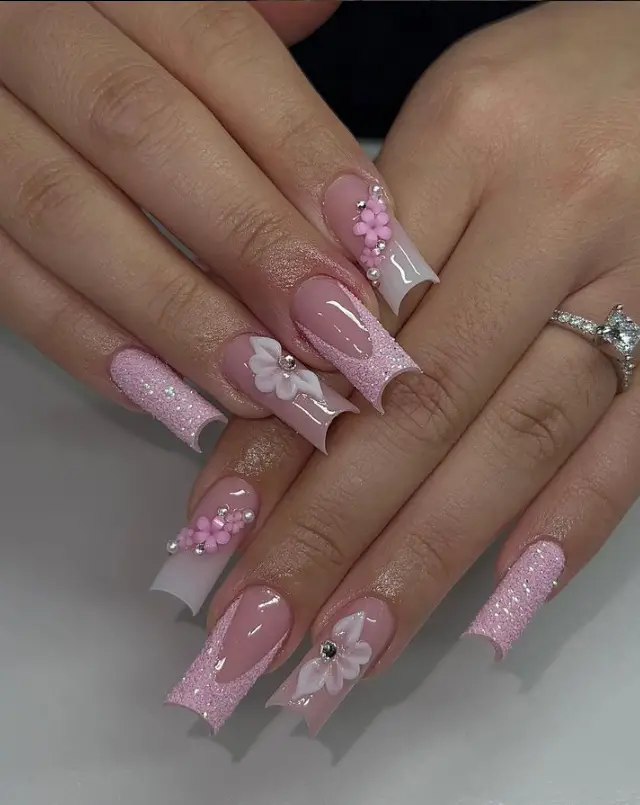 Long Glitter Baby Pink Summer Nails 