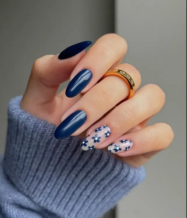 Navy Blue Flower Nails For Summer 