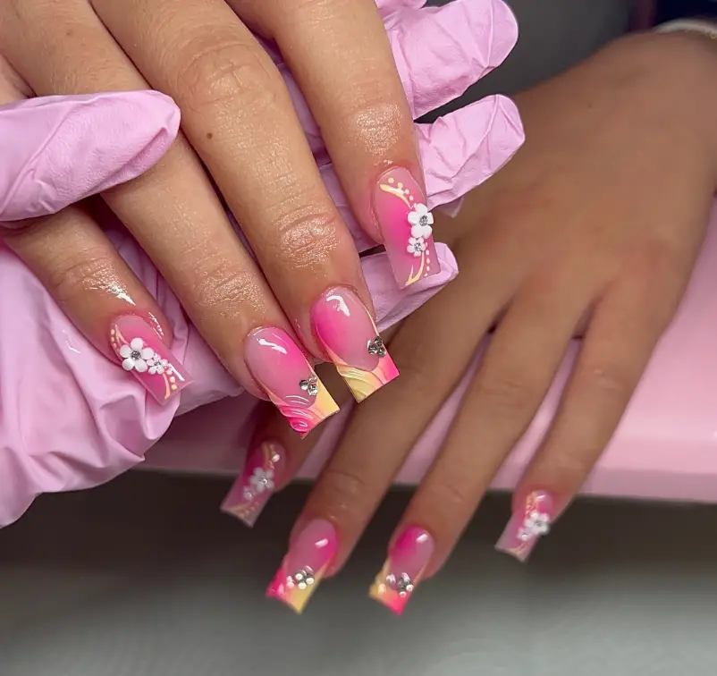 Pink Flower Holiday Nails For Summer 