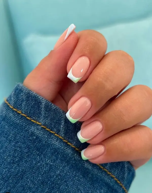 Simple Pastel Summer Nails 