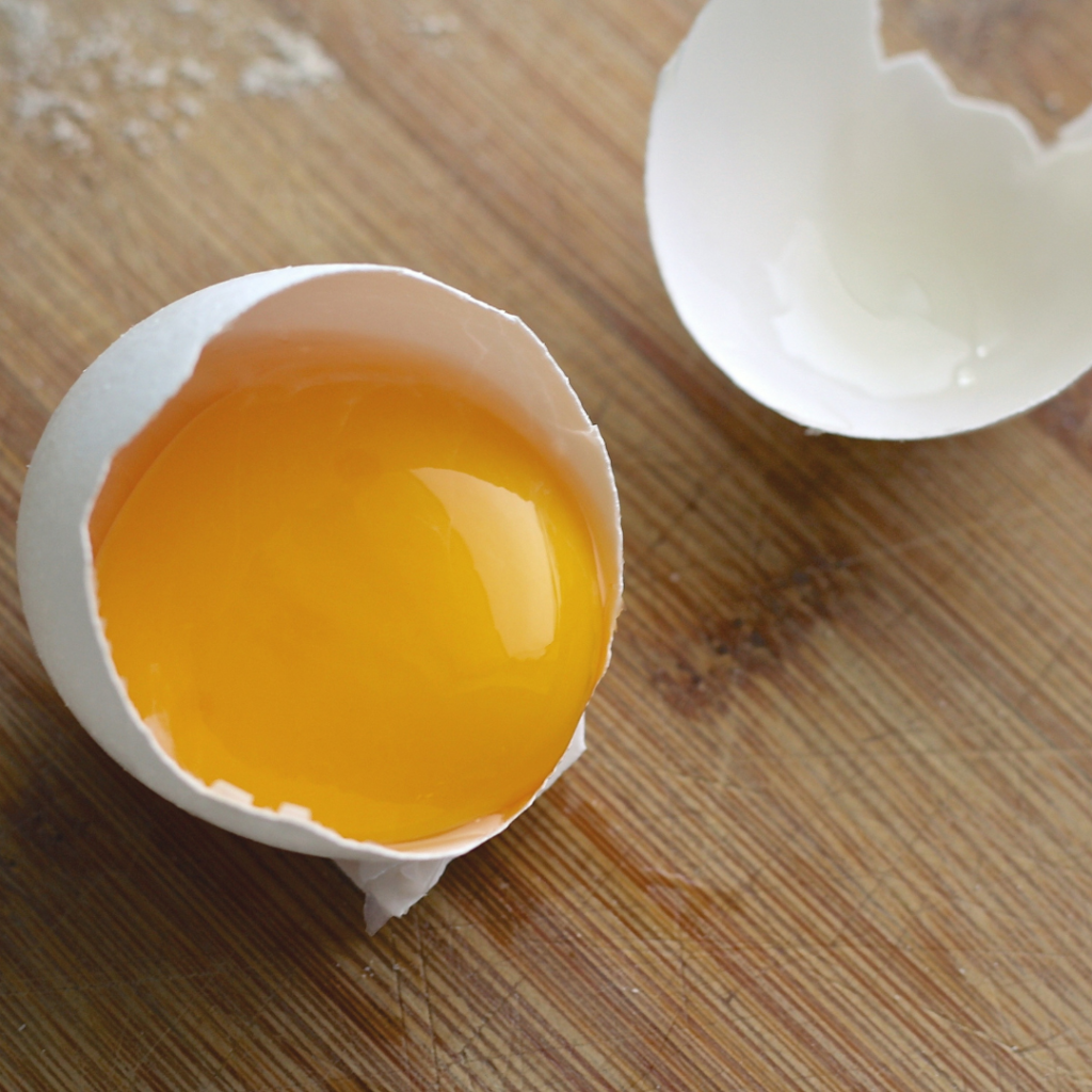 Egg White and Lemon Mask