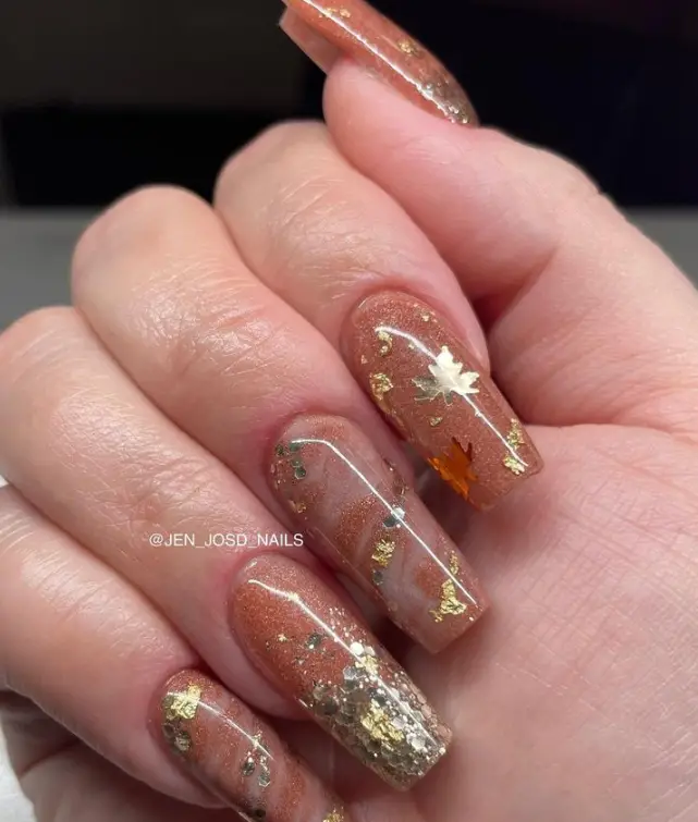 Gold and Brown Fall Nail Inspo 