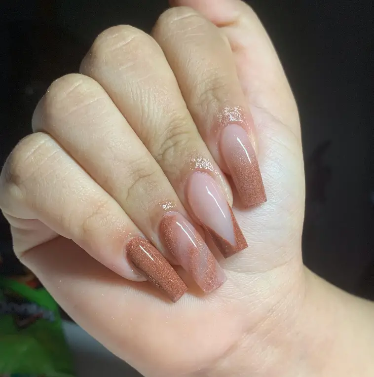  Light Brown Glitter Fall Nail Inspo