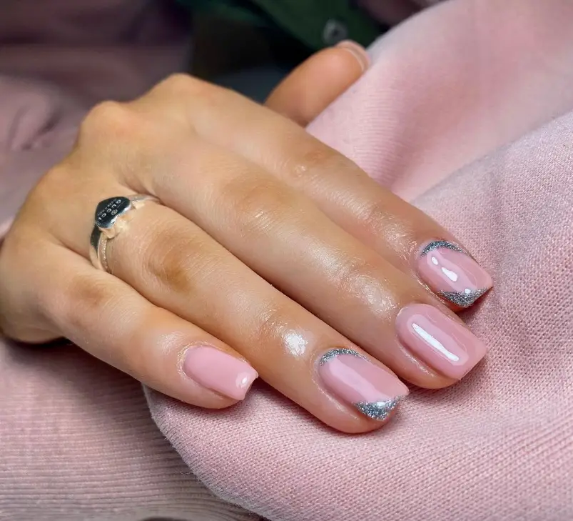 Silver Classy Nail Inspo