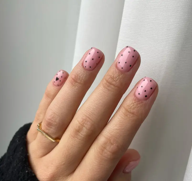 Simple Short Nail Inspo